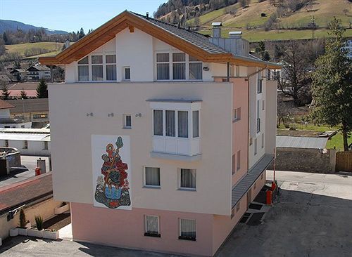 Hotel Mondschein 3*